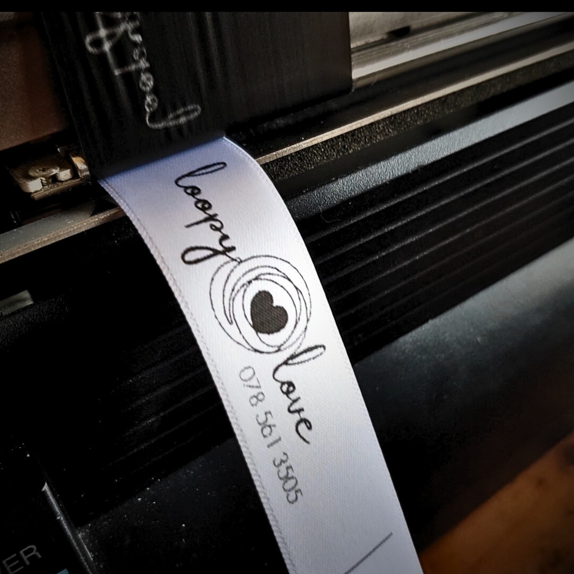 CUSTOM PRINTED SATIN LABEL 20MM - Image 2